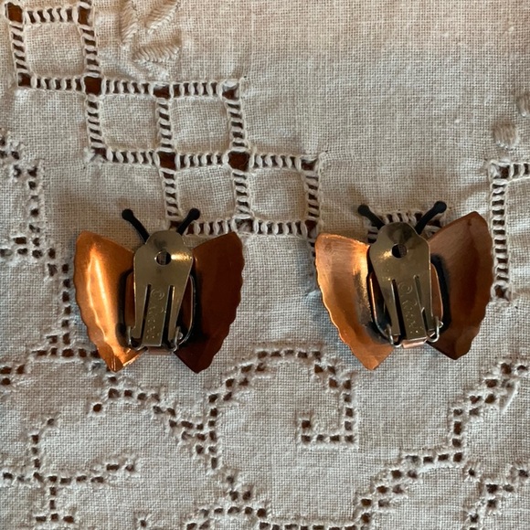 Copper Renoir Butterfly Clip On Earrings - 1950’s - Picture 3 of 5
